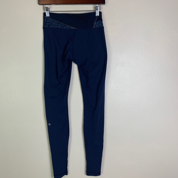 Lululemon Wunder Under Womens Reversible Leggings Size 4 Ankle Length 31” Inseam - Picture 2 of 11